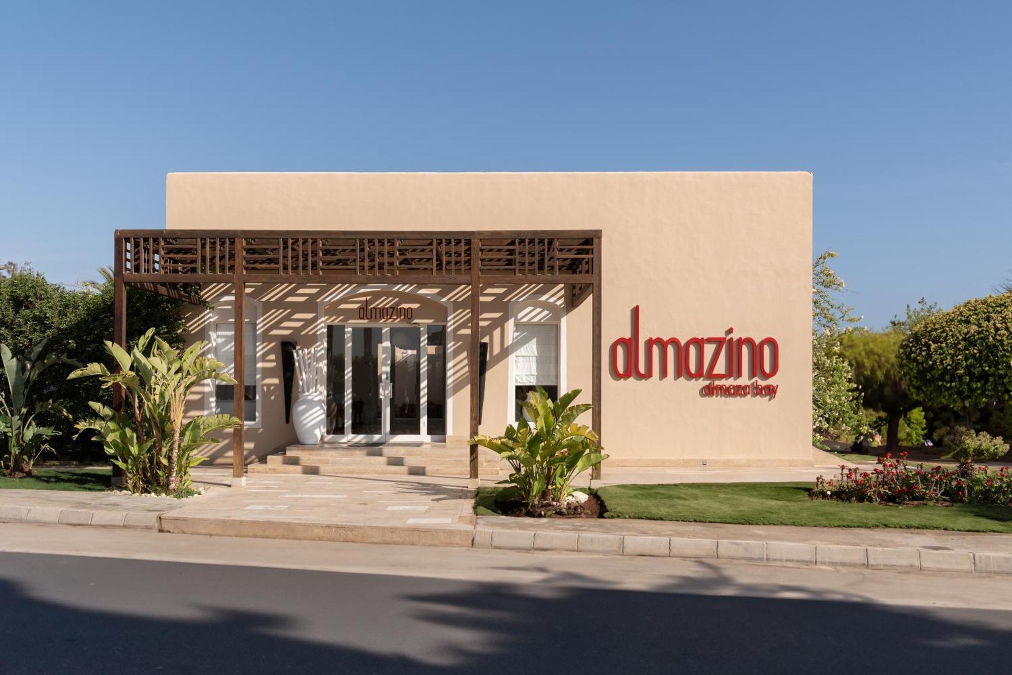 Almazino, Almaza Bay Otel Majid Abu Zayd Dış mekan fotoğraf